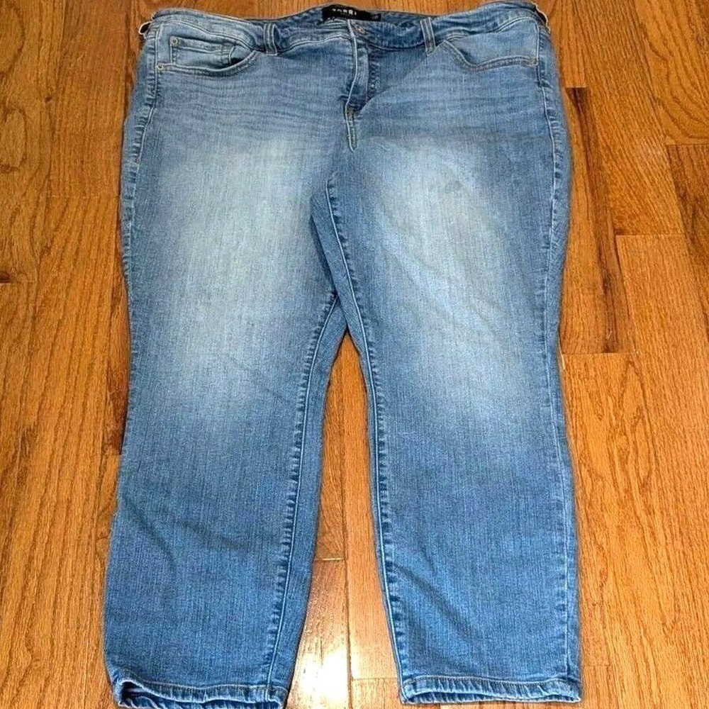 Y2K Torrid Premium Skinny Jeans Plus Size 22 25" Inseam Medium Rinse Capri Crop